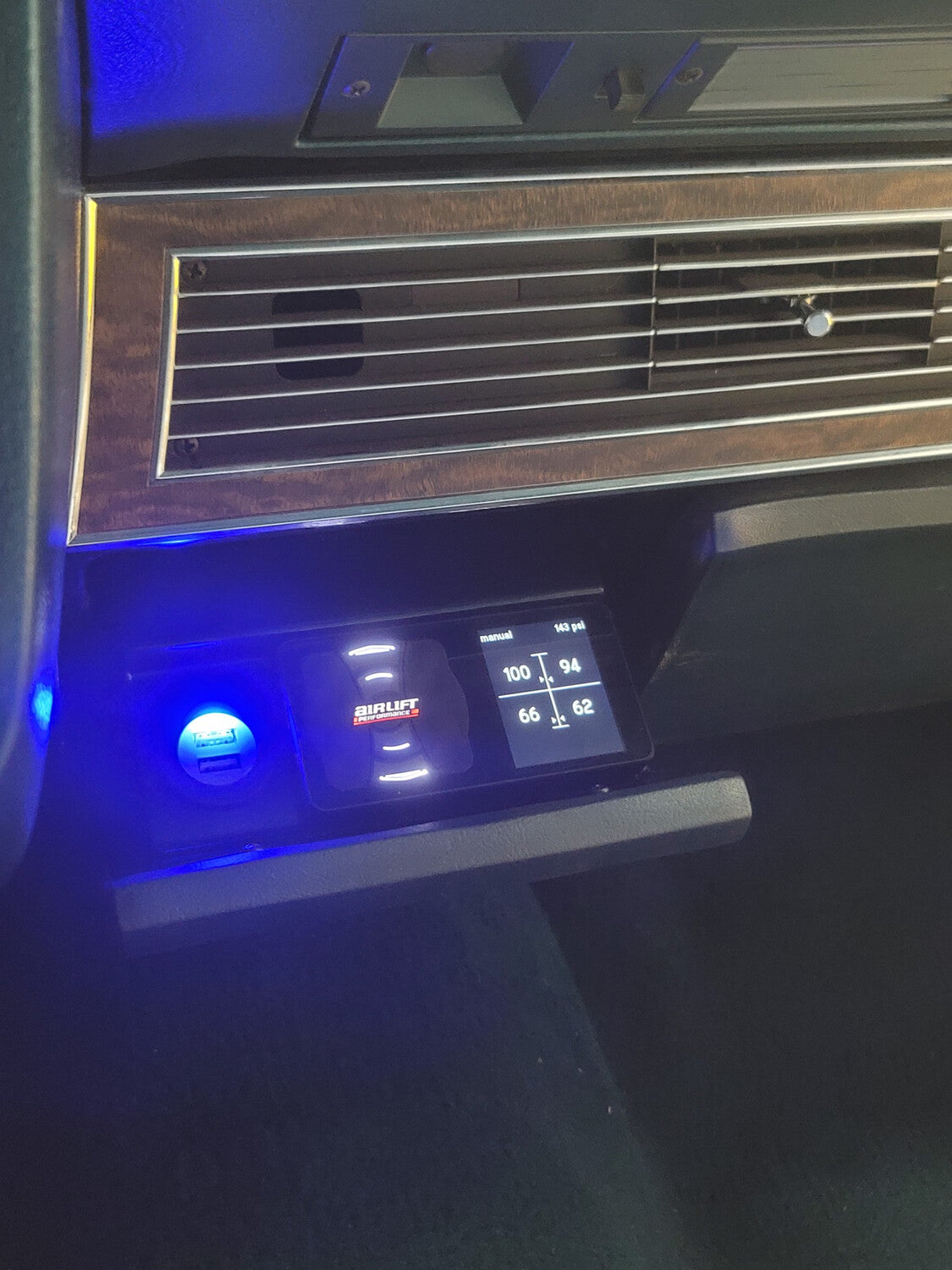 1966-1969 Lincoln Ashtray Air Ride Control Panel